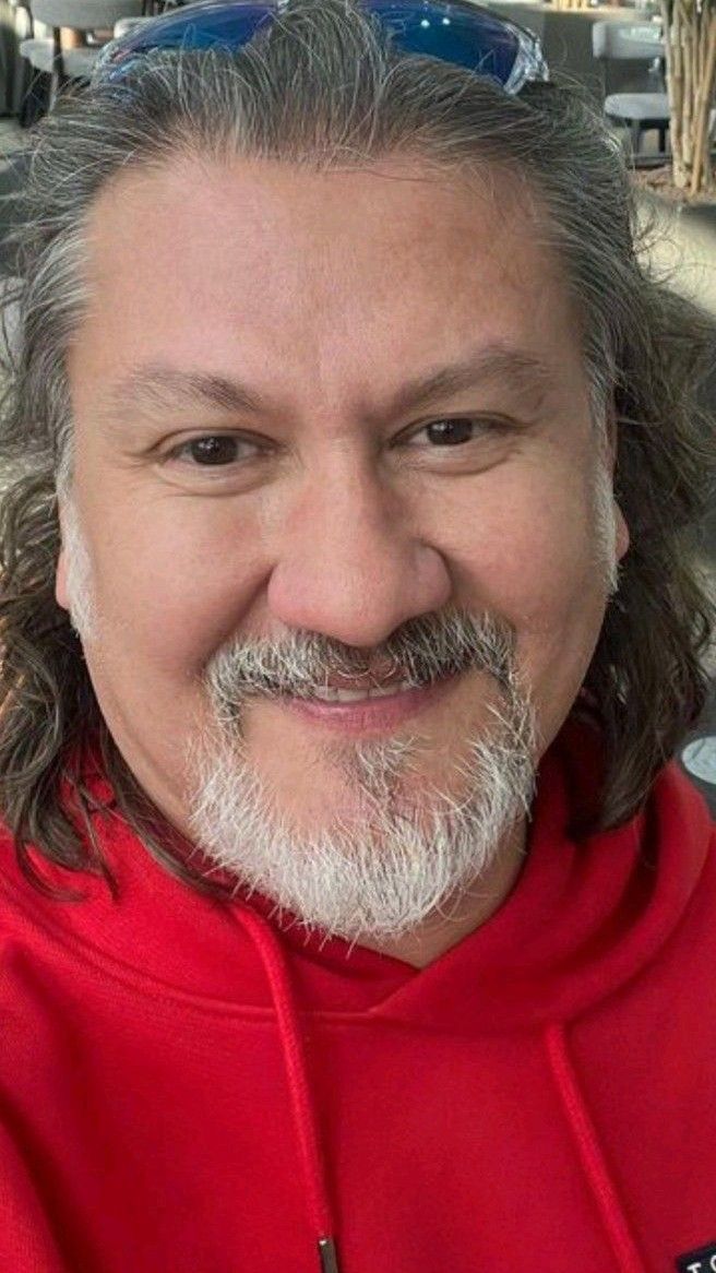 Ça fait du bien d'avoir le sourire 😅 allez , je souhaite un bon début de semaine à tous 🙏