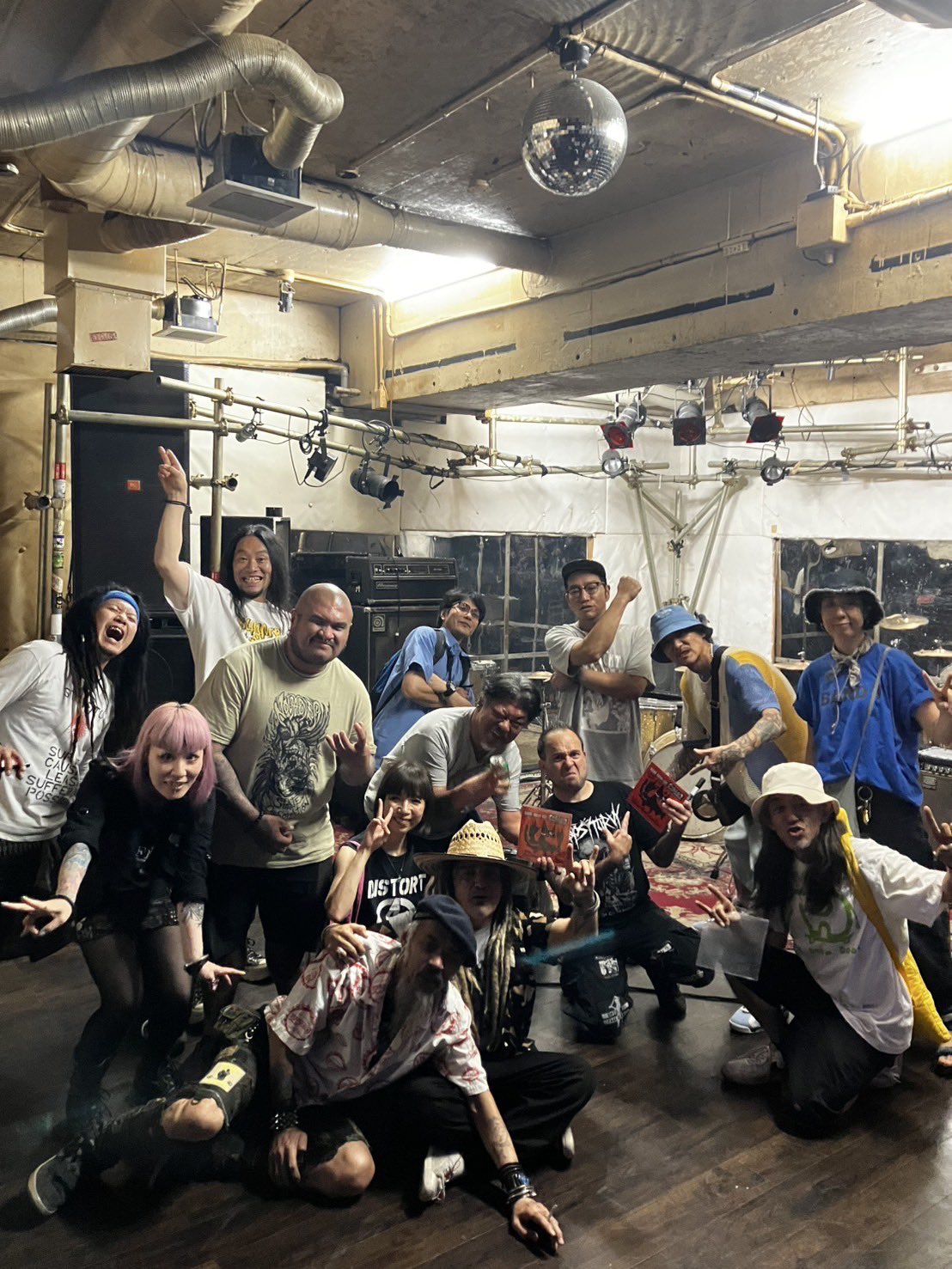 D.A.D.／OSAKAアフター・ダーク(ライヴ) Amazon.co.jp: D.A.D Osaka アフターダーク（ライブ） : 楽器