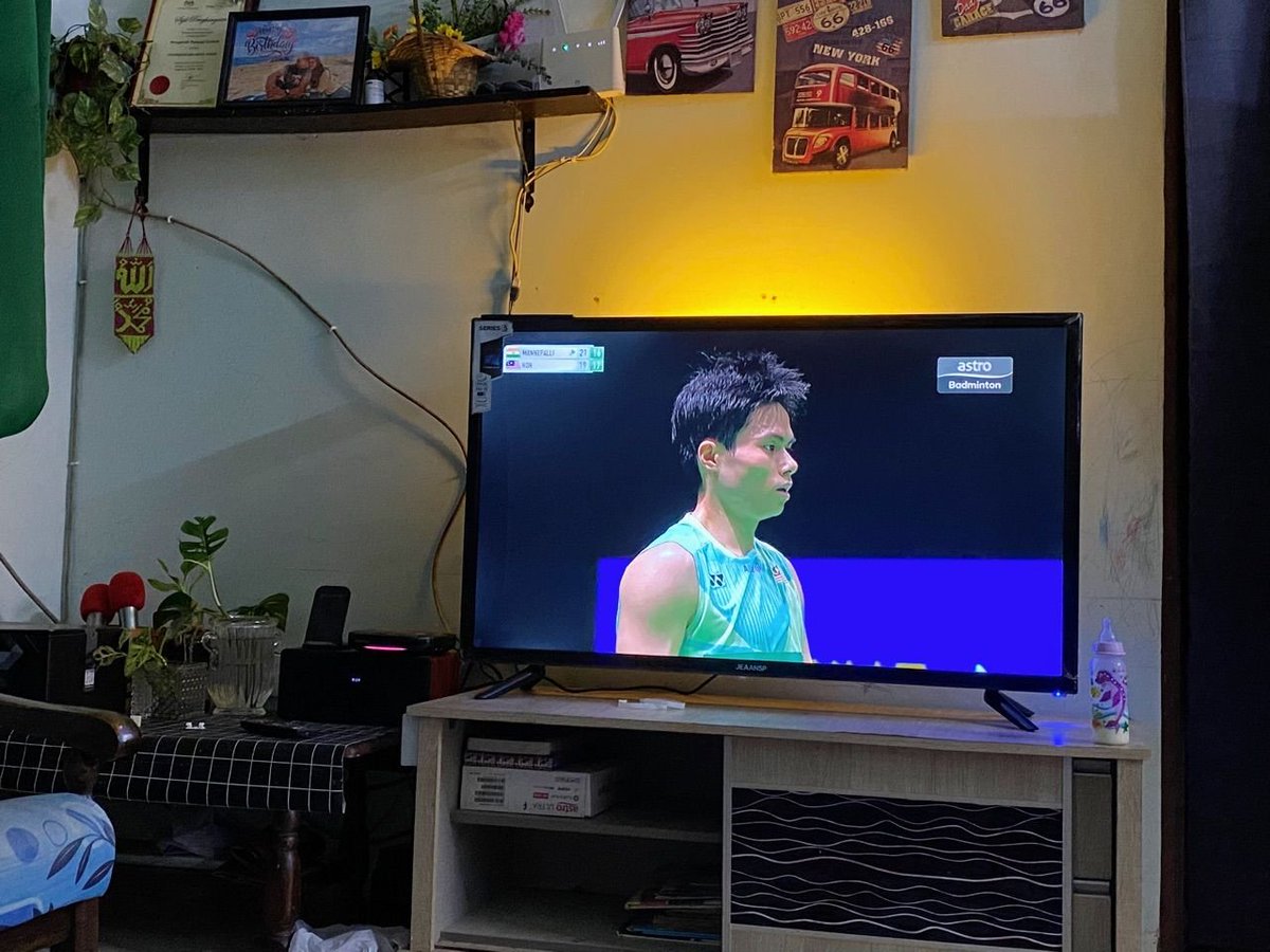 JEAANSP_TV's tweet image. Image Quality:terbaik abaikan mural di video.. packaging die safety parah..bunyi clear,gambar HD puas hati..wifi &amp;amp; apps blh digunakan..senang cite berbaloi dgn harga murah quality cmni..seller pn mudah berurusan..
#32H50-ZY#BTH3 RM900
#Importandexporttrade
#https://jeaansp.com/