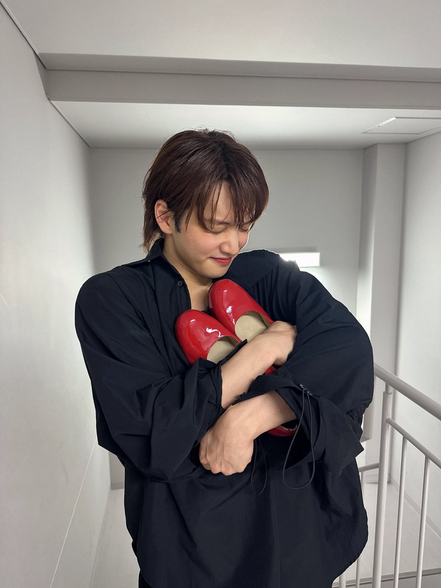 hirokimiura0324's tweet photo. ミュージカル「ジェイミー」

沢山愛してくれて
本当にありがとうございました。 https://t.co/QlbEVp3KcX