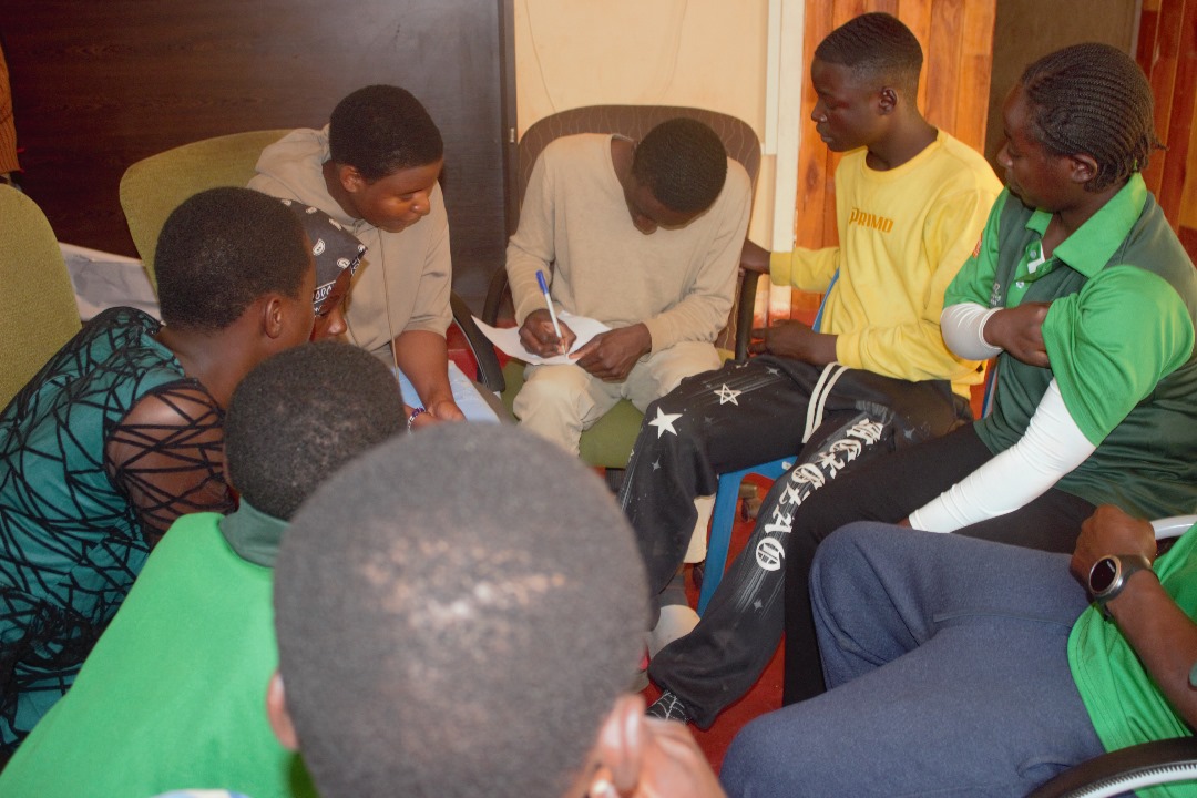 Climate change is the reality of life in Tongogara Refugee Settlement. Rising temperatures and prolonged heat waves are back as we enter the summer season.
Last week on Friday, <a href="/RCCA_Youth/">Refugee Coalition for Climate Action (RCCA)</a>’s young people came together to share experiences and exchange ideas to address climate