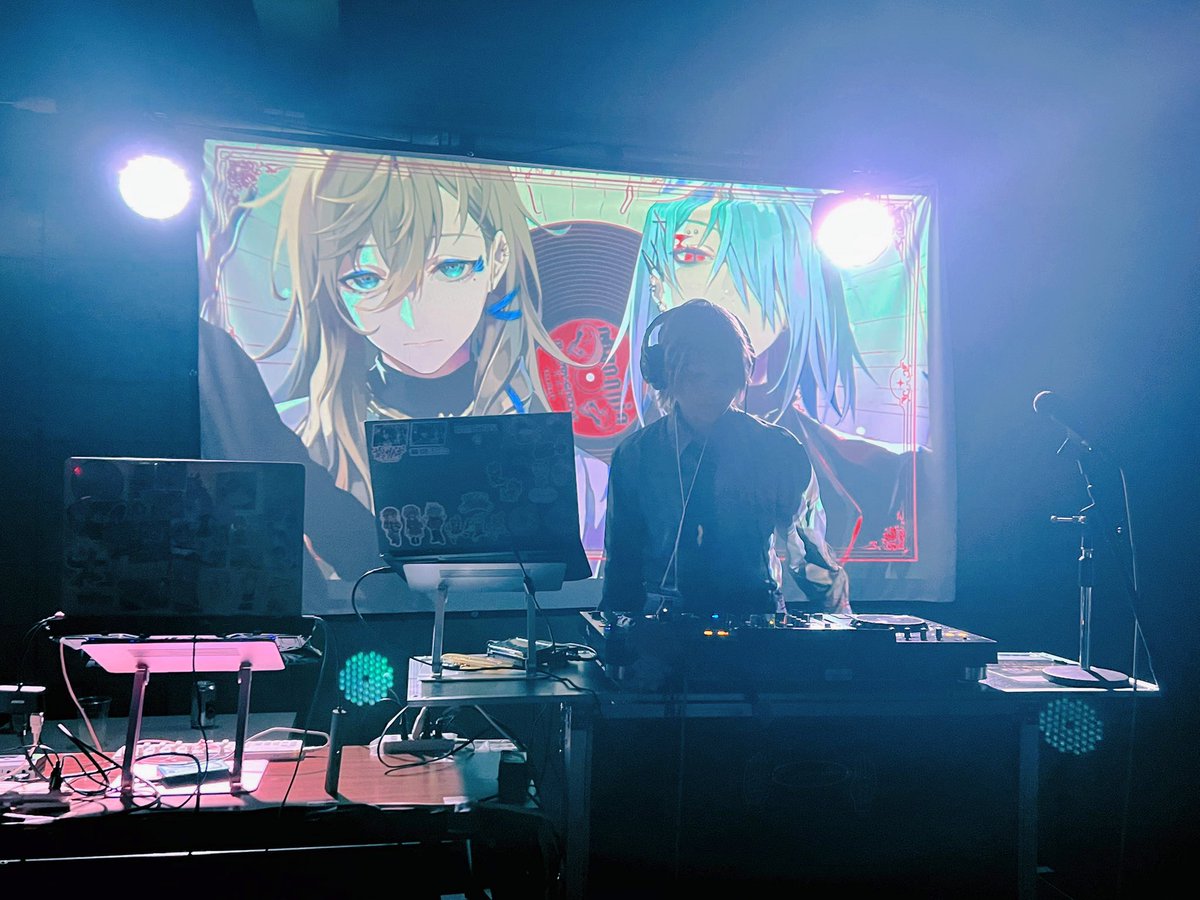 昨日は #でふらぐ お疲れ様でした‼️
札幌女子チームからは私とナイさんで参加させていただきました🌸
暑い中盛り上がってくれた方、踊ってくれた方には本当に感謝です😭🙏✨
釧路最高すぎるのでまた遊びに来れるように頑張ります‼️💪