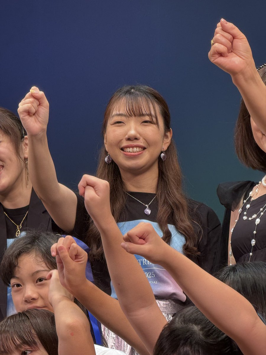 silvertop0217's tweet image. 演劇事務所のライブ「＃PERFORMANCESTAGE」を観戦。私の住む福島で観光大使を務め、仙台で女優をしていて、歌姫でもある『片桐彩花』さんがお目当てで参戦しました。久しぶりにお会いできて、相変わらず可愛いかったです。