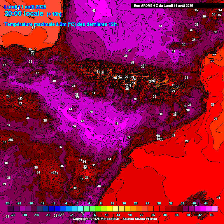 Bon dia!! I quina nit!!, on no s'ha baixat durant moltes hores de la matinada dels 30 graus, per exemple Barcelona al final ha fregat la nit roent per dècimes, a Gràcia 29,9. Avui fem pic de calor amb màximes que poden fregar els 42/43 graus cap a ponent i en molts punts superar