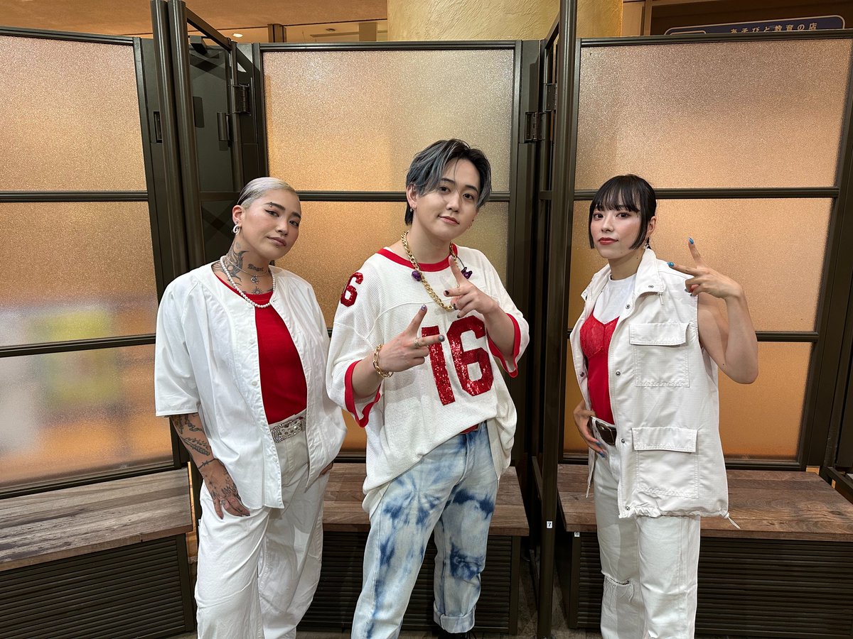 tv_asahi_fes's tweet photo. 『コカ•コーラ SUMMER FES 音楽LIVE』
📣 #サマフェス2025 開催2️⃣4️⃣日目！

24日目の2組目出演アーティストは #MASHIHO 🍀

#サマフェス #テレ朝サマフェス https://t.co/nvGQ7LgJ8Q