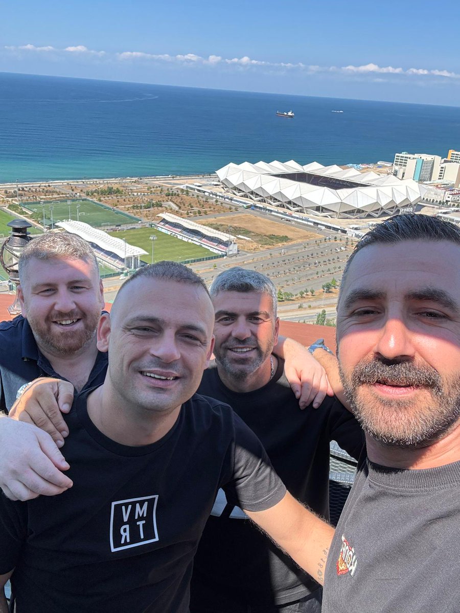 ozansaritas41's tweet photo. Çok şehir gördük hepsi 90 dk.
💚🖤
#KOCAELİSPOR #HM89 #ANADOLUBEYİ #DEPLASMAN #TRABZON https://t.co/KiIo7IHrkz
