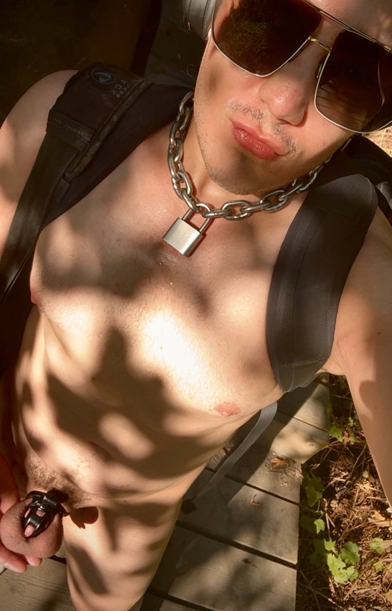 had such a fun time showing off my cage at the beach … I finally feeling free to just be who I was meant to be … a locked fag

 @kink3Ddesigns cage 
#teamlocked #teambottom #cagedjocklegion #gooner #twunk #subslave #gayslave #subpuppy #rubberpup #bdsm #pupplay #chastity
