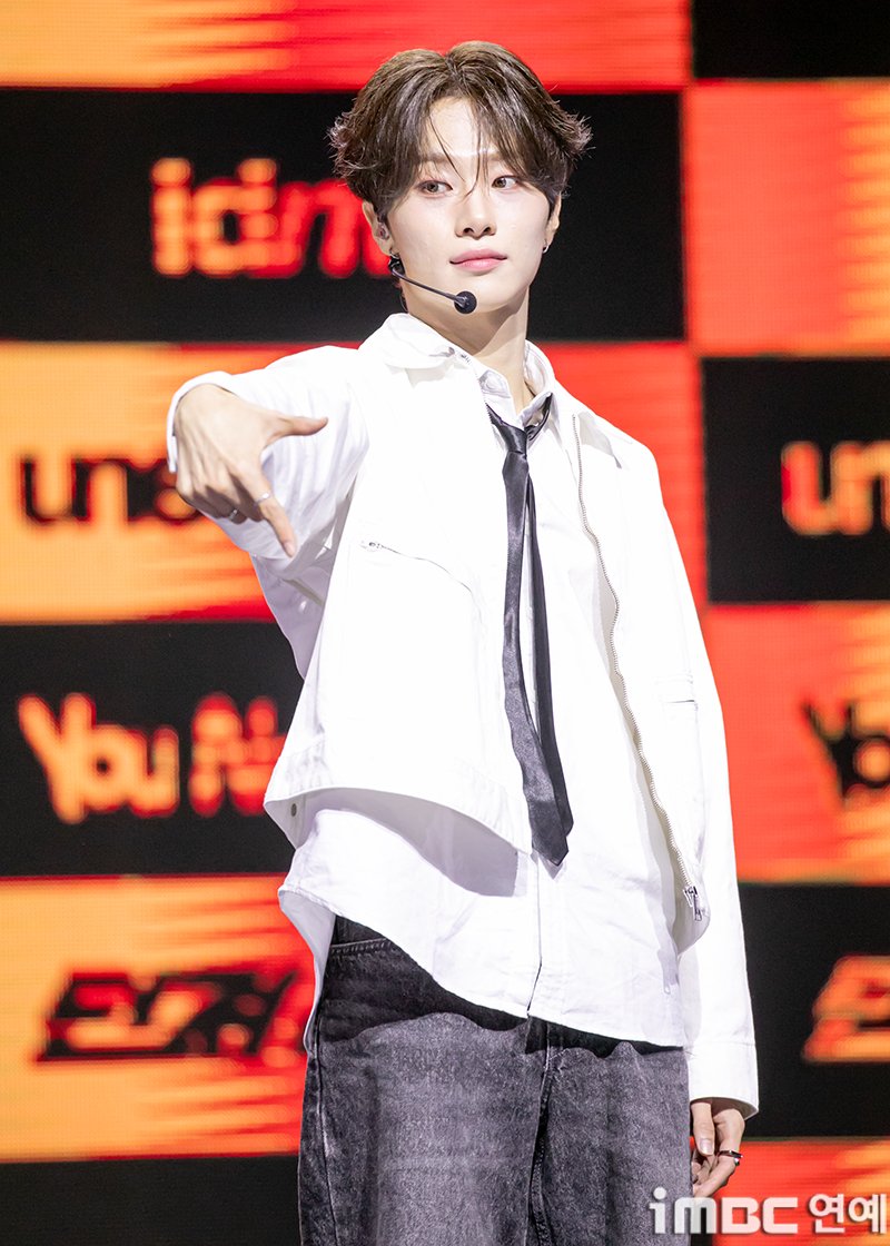 imbcenews's tweet photo. [포토] 아이덴티티 남지운, 훈훈 종결 
#idntt #아이덴티티 #남지운 #NamJiWoon  
#unevermet #미니앨범 #유닛 #앨범발매
#쇼케이스_250811 [iMBC 연예]

아이덴티티(idntt) 남지운이 11일 오후 서울 용산구 블루스퀘어 마스터카드홀에서 열린 아이덴티티 첫 유닛 미니앨범 ‘unevermet’ 발매 기념 쇼케이스에 참석해 포즈를 취하고 있다.

⬇️고화질 Click Plz⬇️
https://t.co/1D8GaRsSjC