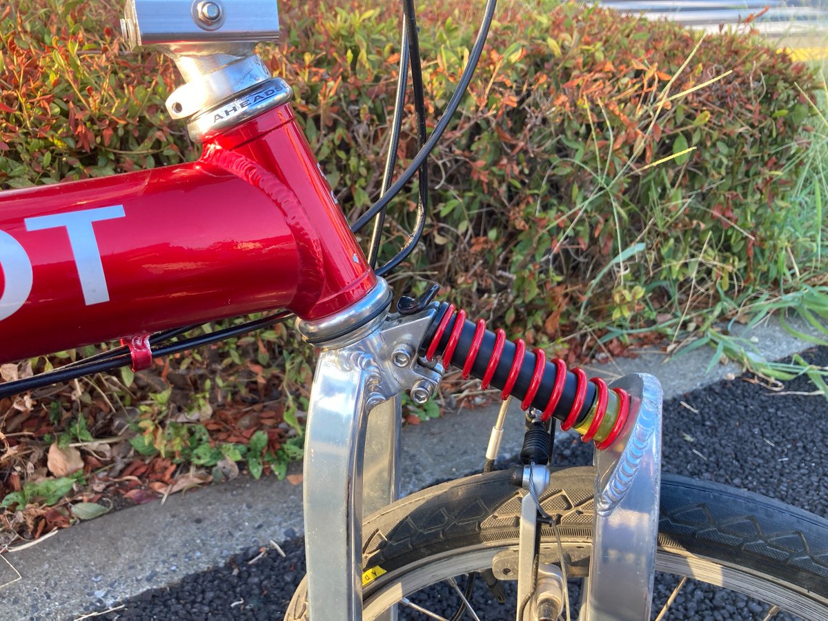 m_sgi's tweet image. I customized my Peugeot.
changed front spring originally black to red.
It looks very nice!
#Birdy