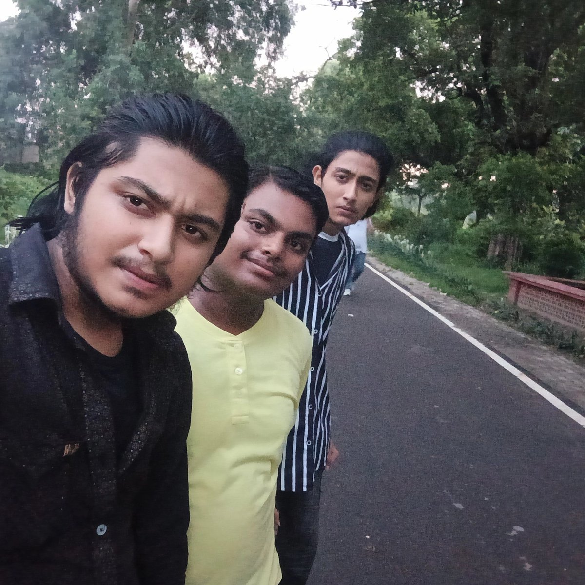 syedmohdzia's tweet image. Photo shoot
Hamari dosti tabtak nahi tutegi jabtak duniya khatam nahi hojati 🤝 
#SyedMohdZia
#HappyFriendshipDay
#SyedMohdRazi 
#OjasMittal