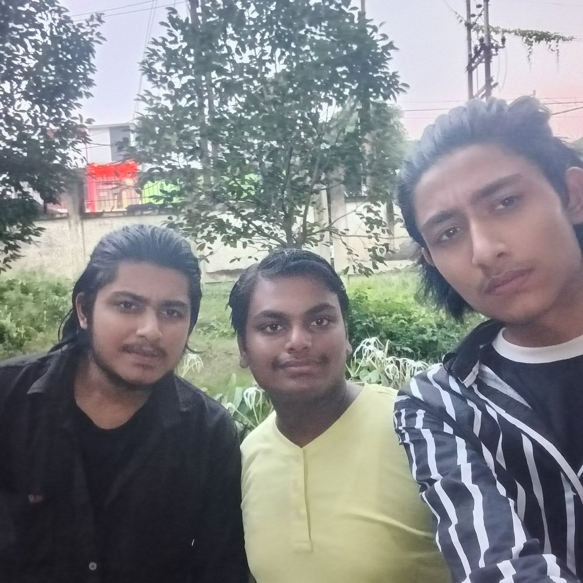 syedmohdzia's tweet image. Photo shoot
Hamari dosti tabtak nahi tutegi jabtak duniya khatam nahi hojati 🤝 
#SyedMohdZia
#HappyFriendshipDay
#SyedMohdRazi 
#OjasMittal