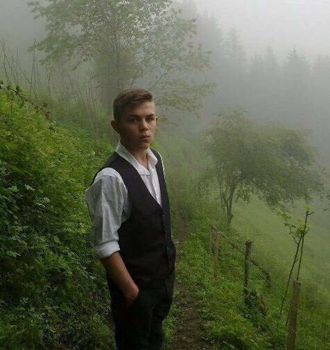 togaycobann's tweet photo. Karadeniz'in yiğit evladı Eren Bülbül kardeşimizi ve Kahraman Jandarmamız Astsubay Ferhat Gedik'i rahmetle anıyorum.

Aziz ruhları şad, mekanları cennet olsun.

İyi ki varsın Eren... https://t.co/A2wIyR1tc5