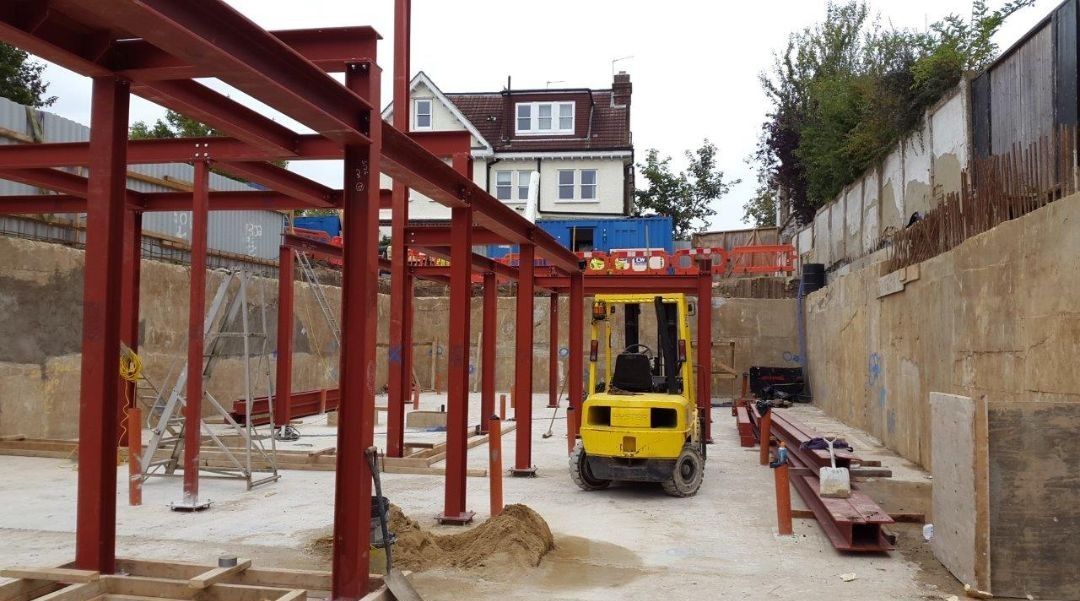 Quorum delivered civil &amp; structural engineering, #CDM &amp; #partywall services for 4 new homes incl. 4,000 sq ft of habitable #basements + 2,000 sq ft at ground floor.
Designed with load-bearing masonry &amp; steel beam superstructure.
#EngineeringDesign #ConstructionUK #Residential