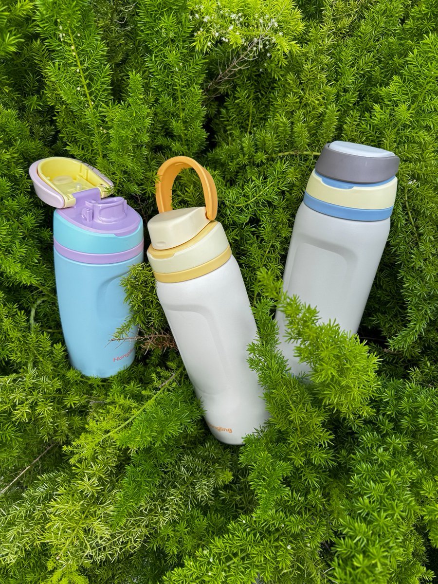 DoraTang718's tweet photo. 🚀 NEW OMNIS Stainless Steel Bottles🏆 European Product Design Award Winner!
✔️ Hidden push-open mechanism
✔️ Lip-fit drinking spout for smooth sips
✔️ 4 sleek sizes: 16oz/26oz/32oz/40oz
#GymLife #HikingEssentials #OfficeMustHave #ThermosSupplier #StainlessSteelBottle #Wholesale https://t.co/I21ilttzEO