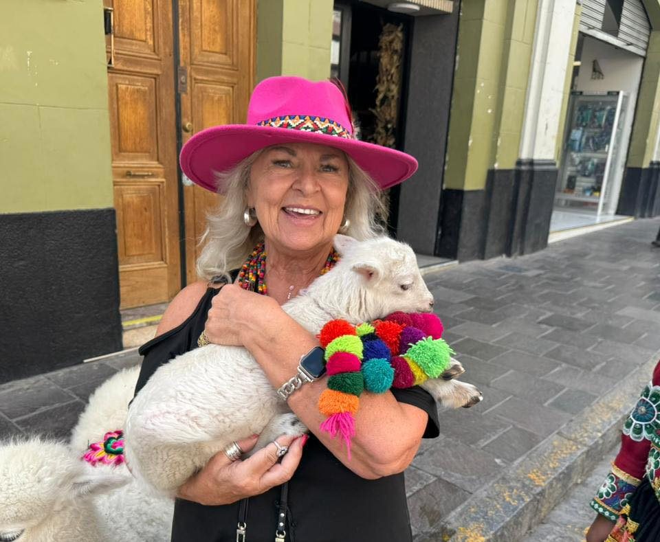 What defines leadership in private schools? Dr Ronél Burger’s research shows that a balance of strategy, emotional intelligence, and purpose-driven leadership sets successful Heads apart. Read more: zurl.co/xpfNs