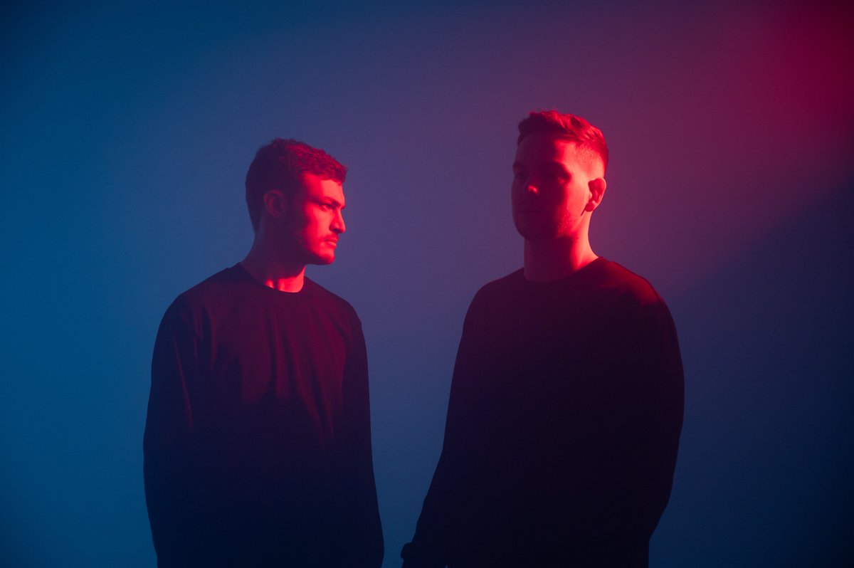 #Modera’s Together, Apart is out now. Introspective house done right.

Get all the details here: aroom.uk/2025/08/11/mod…