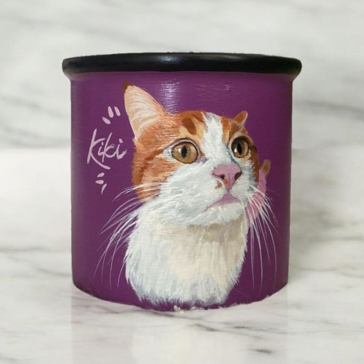 Iyi haftalar!

Haftaya kendinizi veya sevdiklerinizi el yapımı, kişiye özel hediyelerle şımartarak başlamak ister misiniz?!

Portre ve Pet Portre çizimlerin işlendiği fincan ve tablo seçenekleri mevcut

Sipariş vermek isterseniz sevinirim

Sipariş için DM beklerim 🤍