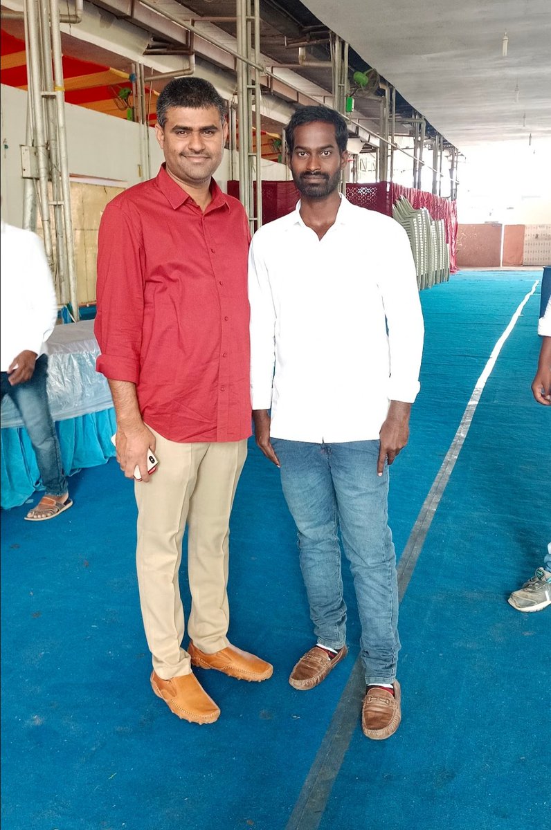 KAgadandi's tweet photo. Happy birthday @kmr_ktr  ANNA🎂💐 https://t.co/eGUF0Z8C3e