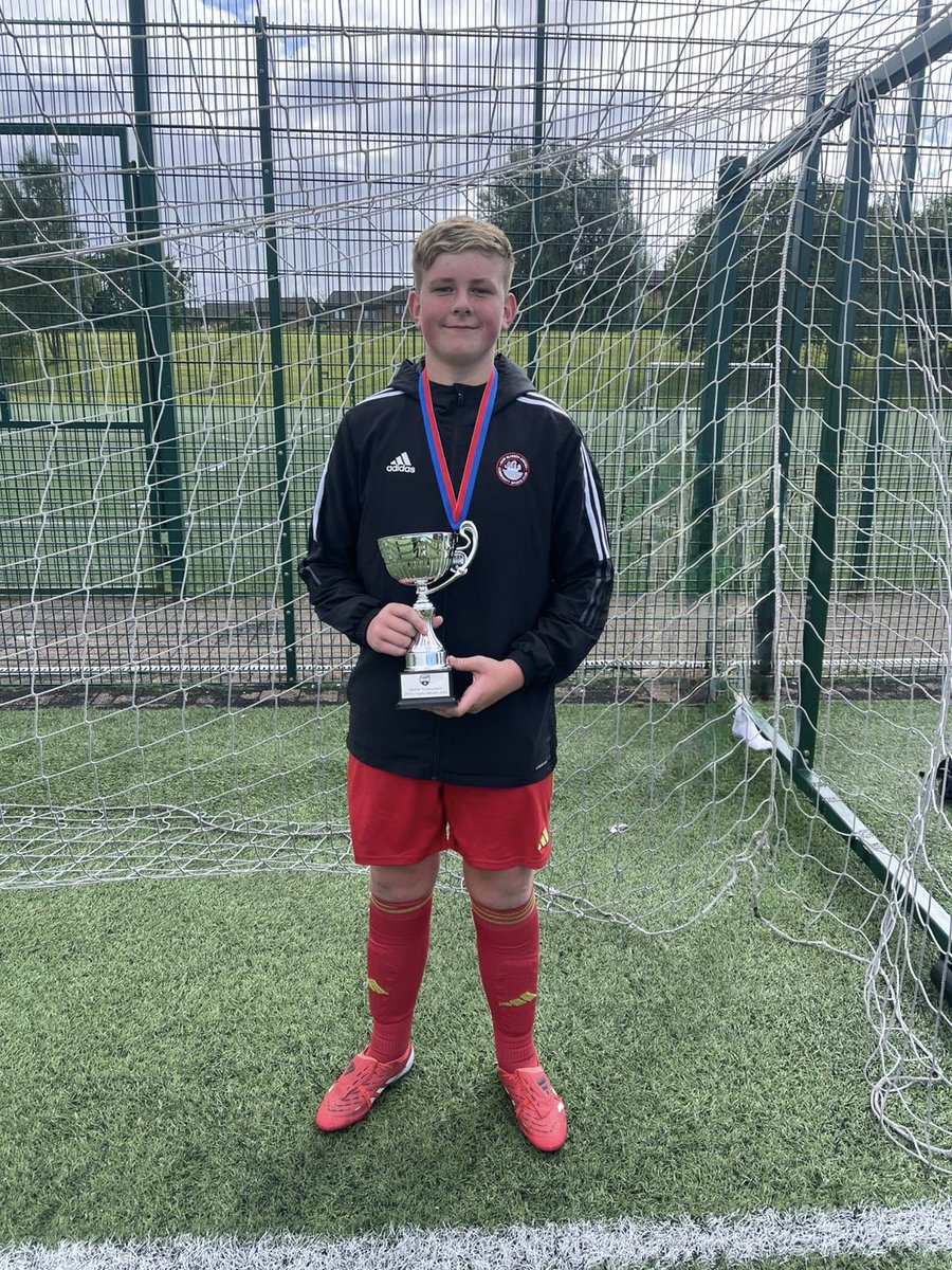 Hogiebear86's tweet photo. Brilliant weekend for the port juniors 2010’s played EKRR tournament boys all played fantastic wee man played 6 games 0 goals conceded and a wee pen save ⚽️⛔️🧤 @claireleslie86 @Kaliaaer https://t.co/FB0kViutas
