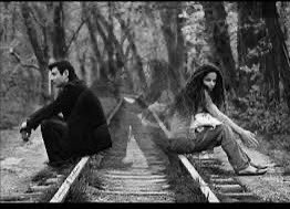 هـي عنـيدة … 

             وهـو عـزيز نفـس …
 
                       معـركة فـاز فيـها الفـراق …!

🥀🥀🥀