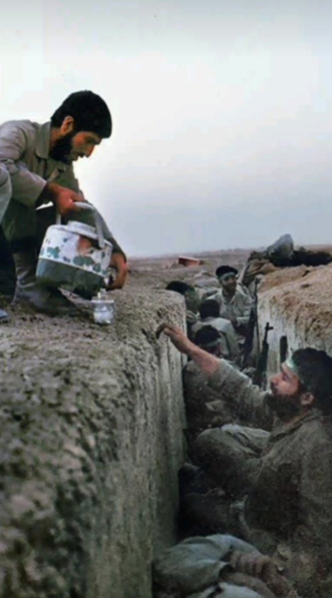 اگر رسیدی بین الحرمین یادی از ش هدا کنید خیلیهاشون تشنه ش هید شدند.
#وحدت_حسینی 
#حب_الحسین_یجمعنا