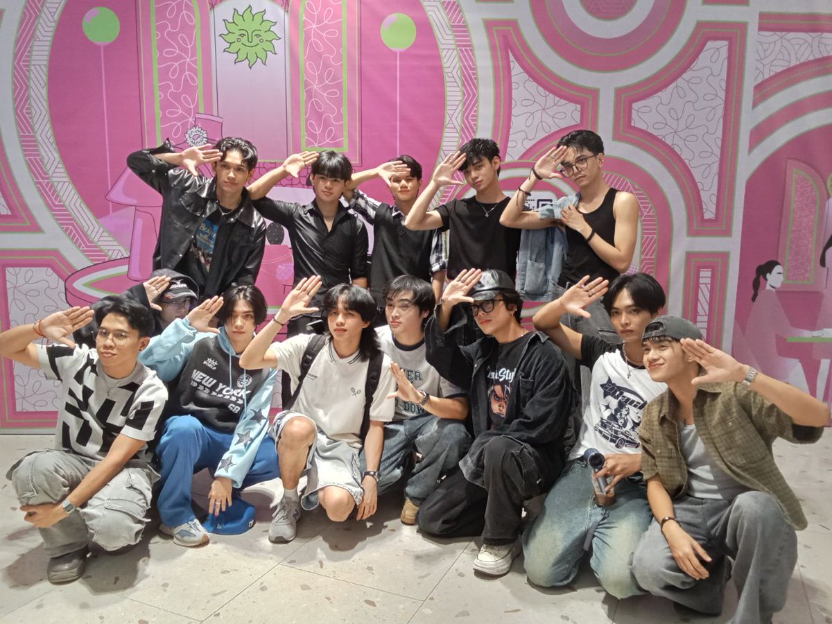 LAUYALSofc's tweet photo. [PHOTO SERIES - 08102025]
𝗩𝗮𝗹𝗼𝗿𝗮𝗻𝘁 𝗣𝗣𝗼𝗽 𝗦𝗵𝗼𝘄𝗺𝗮𝘁𝗰𝗵! 🏆

Rising PPop Group [ASTER, Project WAN &amp; GenZix] in the 𝗡𝗼𝗿𝘁𝗵𝗲𝗿𝗻 𝗣𝗹𝗮𝘆𝗰𝗼𝗻
at 𝗧𝗵𝗲 𝗕𝗹𝗼𝗰𝗸 𝗔𝘁𝗿𝗶𝘂𝗺, SM North Edsa.

#ASTER_LAURENCE #ASTER
#NorthernPlaycon
#PROJECTWAN #GENZIX https://t.co/chLzzcuhWS