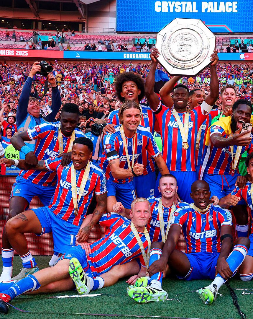 🏅 Gold medal!

🏆 Just a few weeks after arriving, Borna Sosa conquers Wembley with <a href="/CPFC/">Crystal Palace F.C.</a> to win the Community Shield!