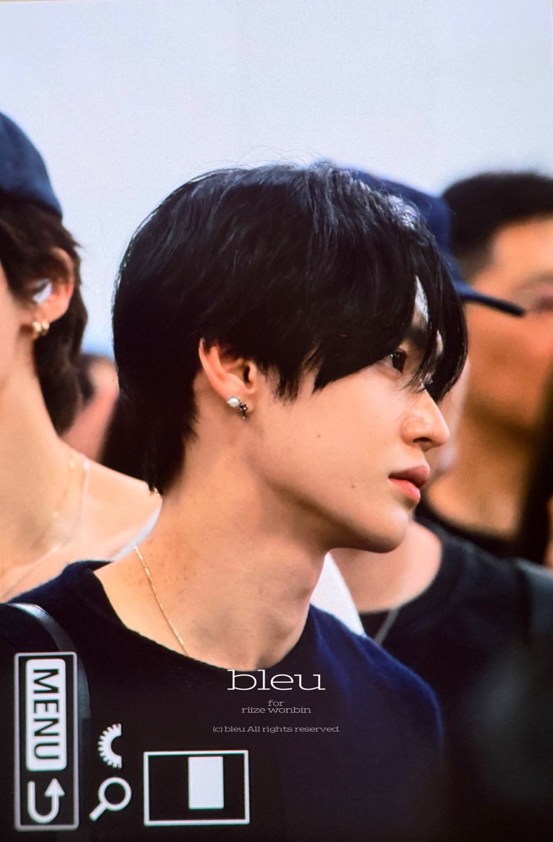 bleu0302_'s tweet photo. 250811 한국이당 #원빈 #WONBIN #RIIZE https://t.co/D0Oqn3sP0o