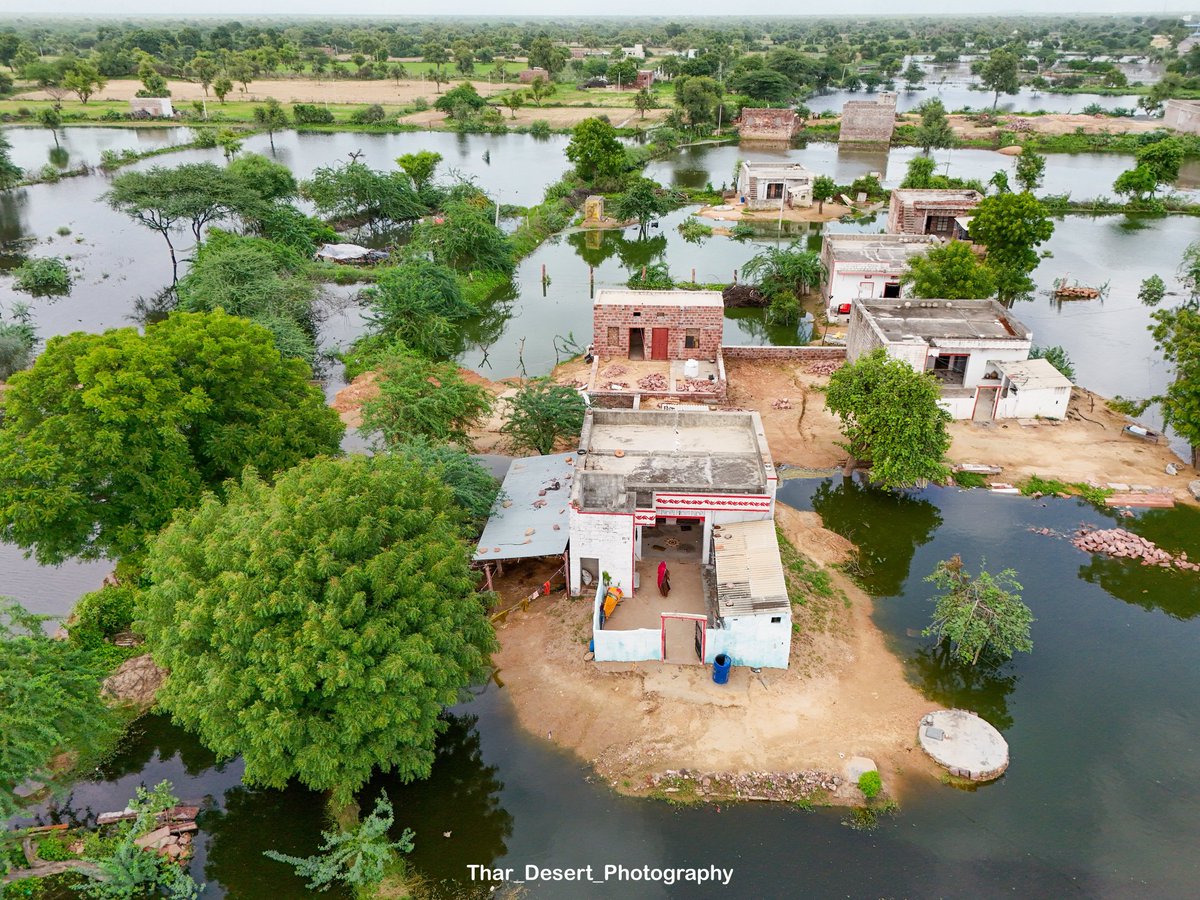 जीवन मरण समान हो रखा है लेकिन 20 साल से किसी सरकार ने समाधान नहीं किया, हनुमान जी ने इस लड़ाई में साथ देने व समस्या का समाधान करवाने का वादा किया है।
#हनुमान_बचाएगा_जोजरी
<a href="/hanumanbeniwal/">HANUMAN BENIWAL</a>