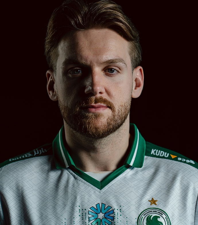 Ozzny_CS2's tweet photo. "I was committed to native until that Cologne disasterclass man, something had to be done...

I went back to 4:3"

NiKo revealed he went back to 4:3 resolution ‼️ https://t.co/7MFnvt4RG1