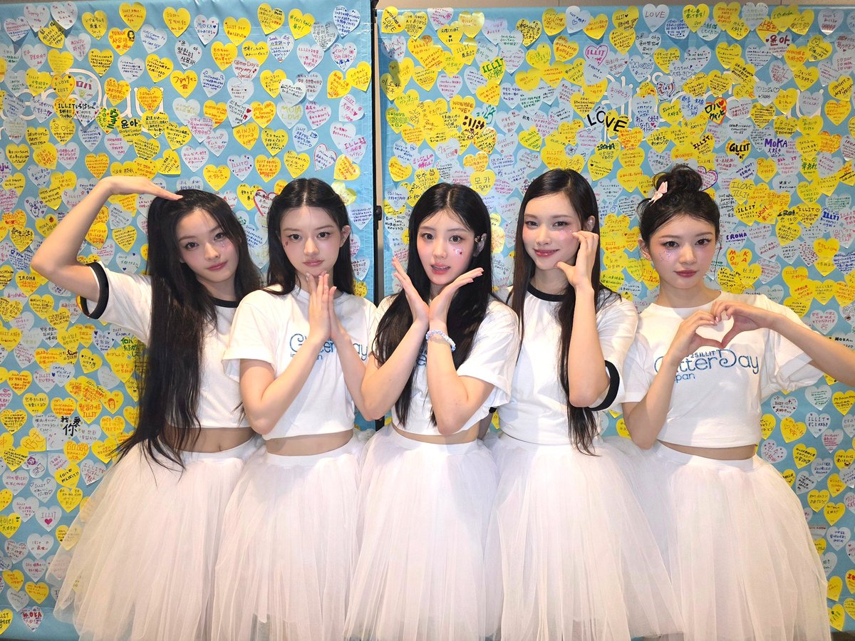 ILLITjpofficial's tweet photo. [#デイリーIT]
250811『GLITTER DAY』in KANAGAWA

GLLITのみなさんの前でパフォーマンスできて、本当に嬉しかったです💕 素敵な声援ありがとうございました🥹
私たちのJapan 1st Singleも楽しみにしててくださいね⭐

#ILLIT #아일릿
#GLITTERDAY
#GLITTERDAY_JAPAN https://t.co/nyzQFlsHGd