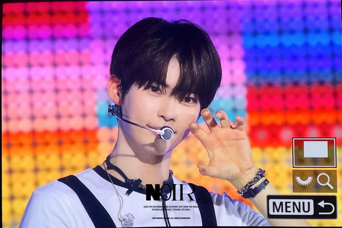 250811 🐾୧⃛՞•ﻌ•՞୨⃛ 냥

#성한빈 #SUNGHANBIN #ソンハンビン
#제로베이스원 #ZEROBASEONE #ZB1