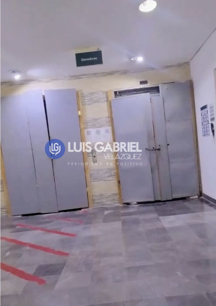 Luis Gabriel Velázquez (@soyluisgabriel1) on Twitter photo 🚨 Reportan que los elevadores del <a href="/Imss_Pue/">IMSS Puebla</a> en La Margarita están fuera de servicio 😡
Pacientes denuncian que llevan días descompuestos, urge su atención. #Puebla 🚨 Reportan que los elevadores del <a href="/Imss_Pue/">IMSS Puebla</a> en La Margarita están fuera de servicio 😡
Pacientes denuncian que llevan días descompuestos, urge su atención. #Puebla