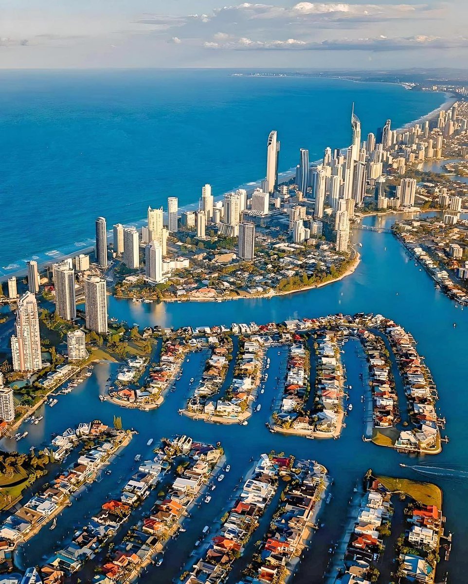 A beautiful day at Gold Coast.