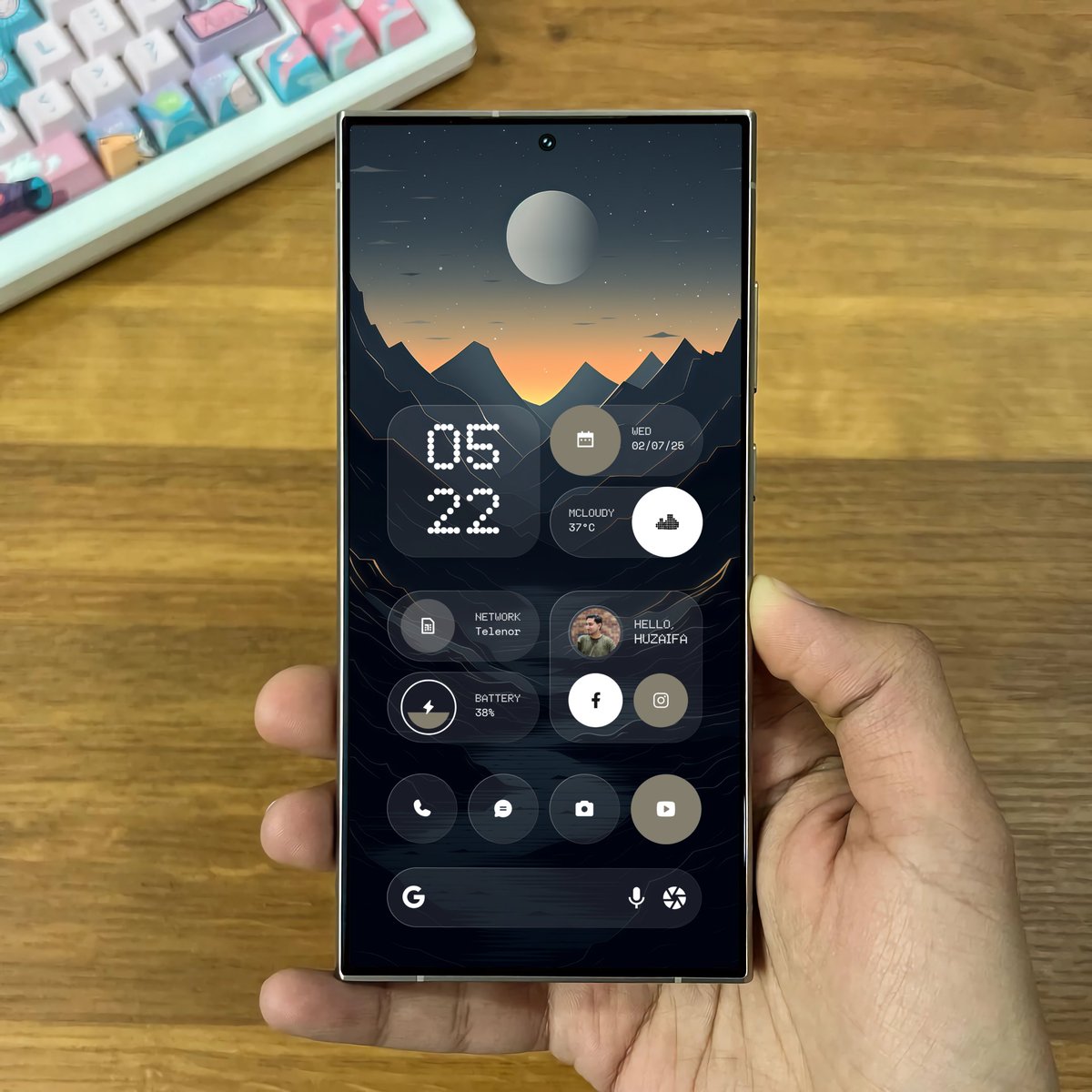 zeffisetups's tweet image. Guys, my setup was recreated using the GlassDot Widget pack in Sam Beckman’s video! 😍 It really means a lot to me — thank you for the love and support. #GlassDotWidgets 🎊❤️

play.google.com/store/apps/det…