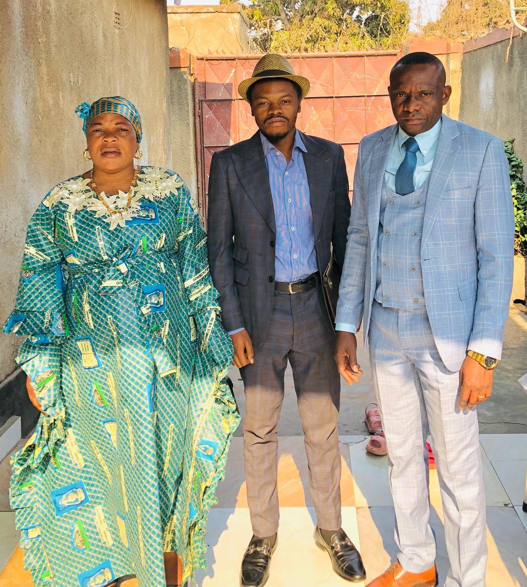 Genèse 49 : 25 C'est l'oeuvre du Dieu de ton père, qui t'aidera; C'est l'oeuvre du Tout puissant, qui te bénira Des bénédictions des cieux en haut, Des bénédictions des eaux en bas, Des bénédictions des mamelles et du sein maternel.