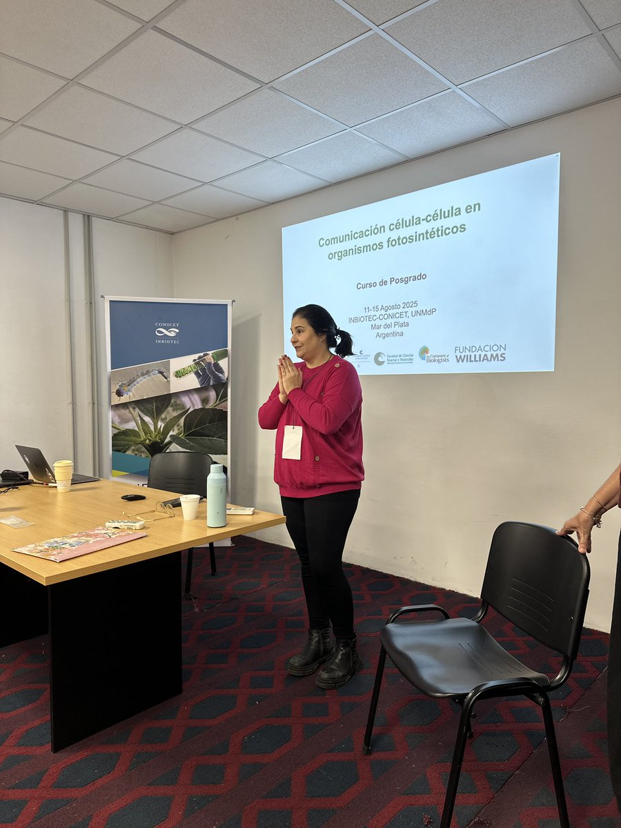 InbiotecConicet's tweet photo. Comenzando! 

Workshop on cell-to-cell communication in Photosynthetic organisms 

Inbiotec

@Co_Biologists 
@mvmartin https://t.co/EyU8n8IMGR