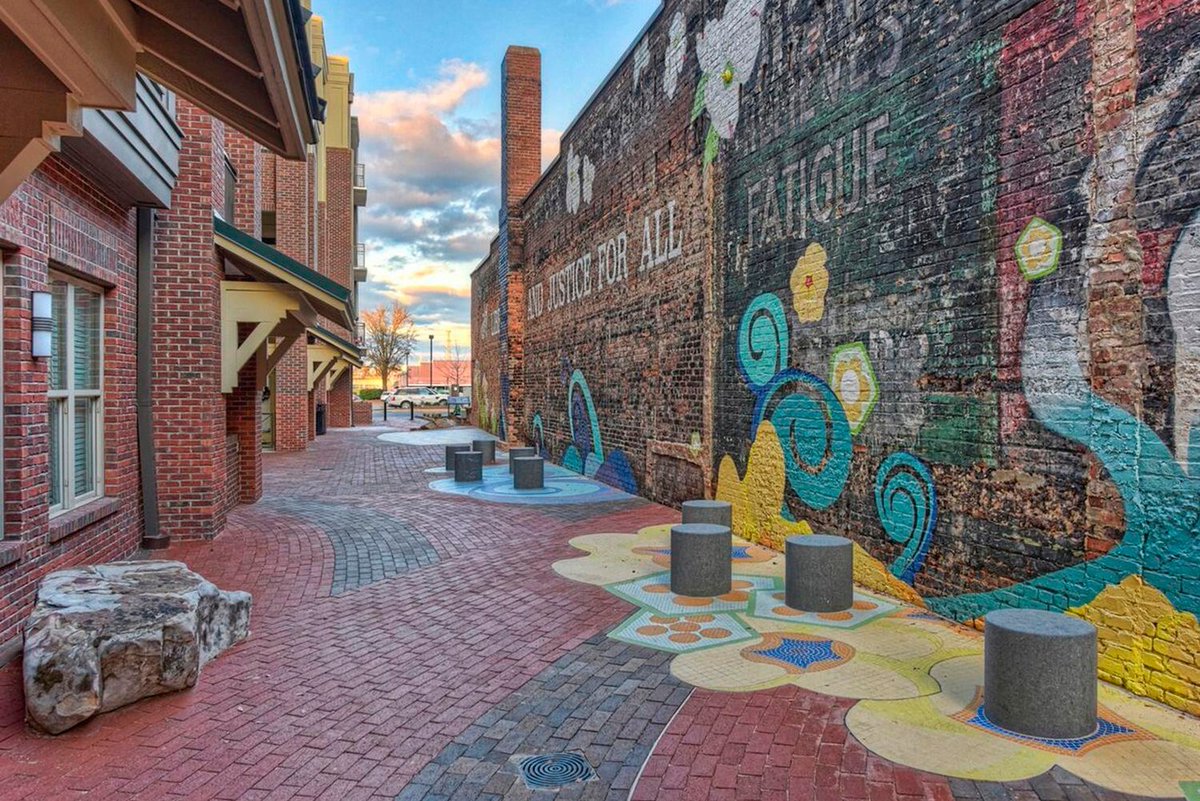 Heartland Brick tweet media