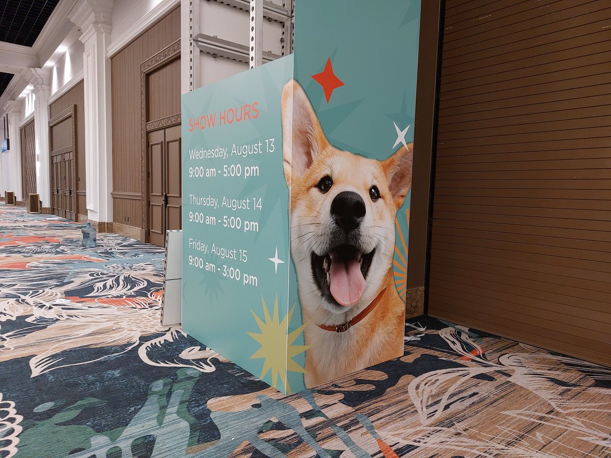 hanochan_usa543's tweet photo. #コンベンション
旅先では、飼い主さんに連れられた可愛い犬や猫を目にする😊週末にMandalay Bayホテルを歩いていると、ビーグル犬と散歩している方がいて可愛かった。
Mandalay Bayでは、8月13~15日にそんなペット関連のコンベンションが行われる!北米最大級の見本市。#Superzoo #犬好き https://t.co/bpfnijHAoN