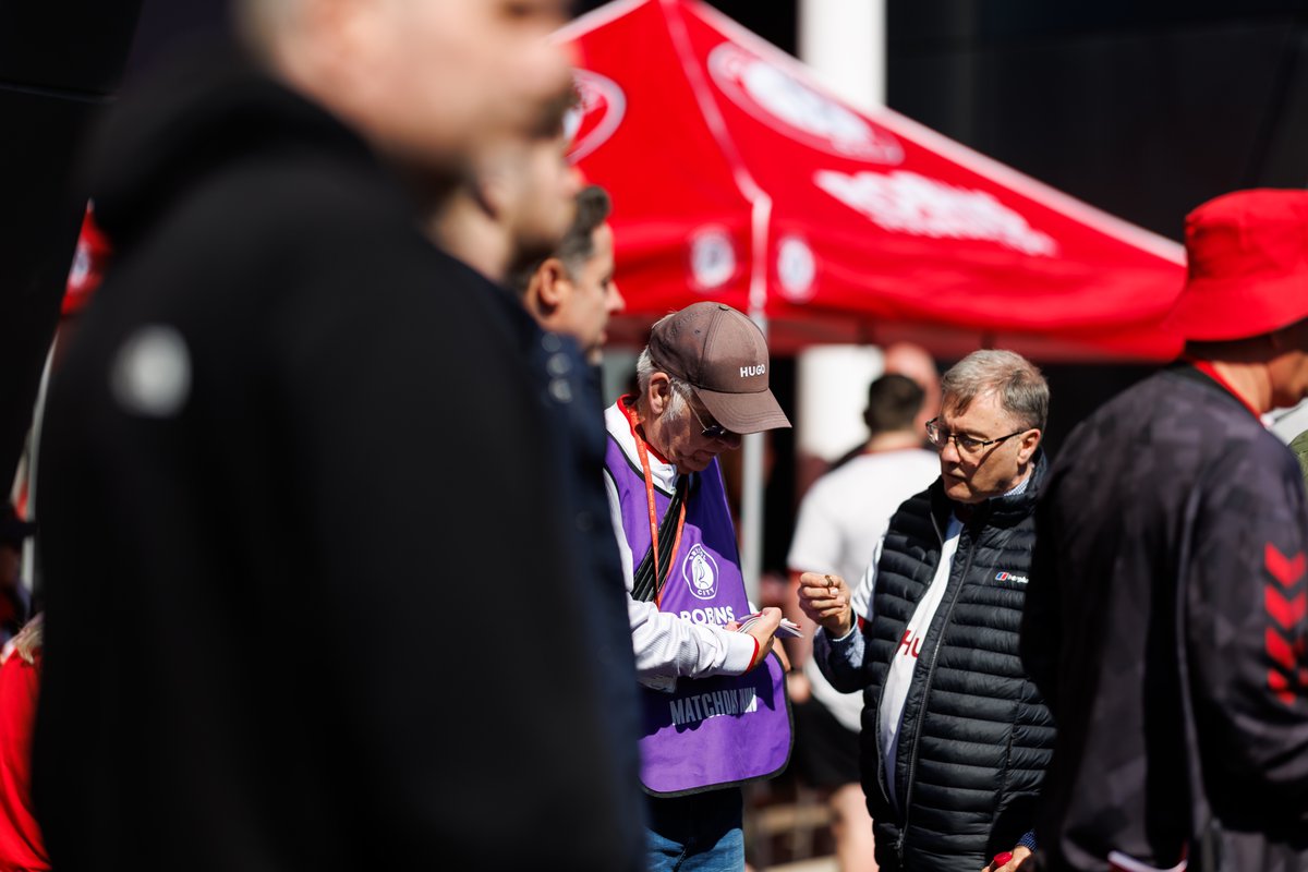 RobinsFound's tweet photo. 📣 Calling all @BristolCity fans!

Fancy a free ticket to City's home league matches AND the chance to raise vital funds for the Robins Foundation? We're looking for new people to join our dedicated, friendly team of Match Day Draw sellers 🎟️

📲 Interested? Apply below👇
https://t.co/ZtcSHrOr9E