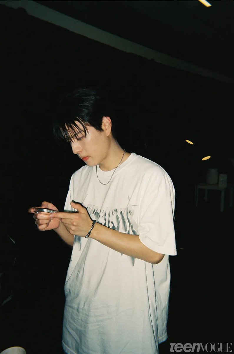 SEUNGM1NE's tweet photo. TEENVOGUE #Seungmin 🤍 https://t.co/dio5pS8oqy