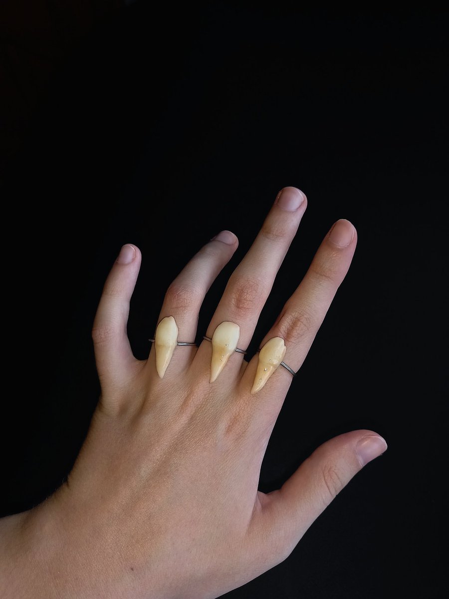 Міняю гроші на зуби
Віддаю по 350