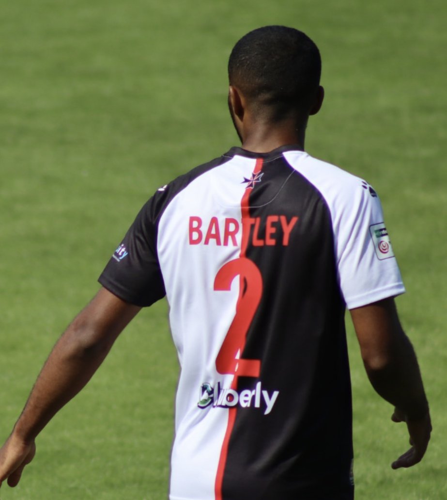 Cluberly tweet media