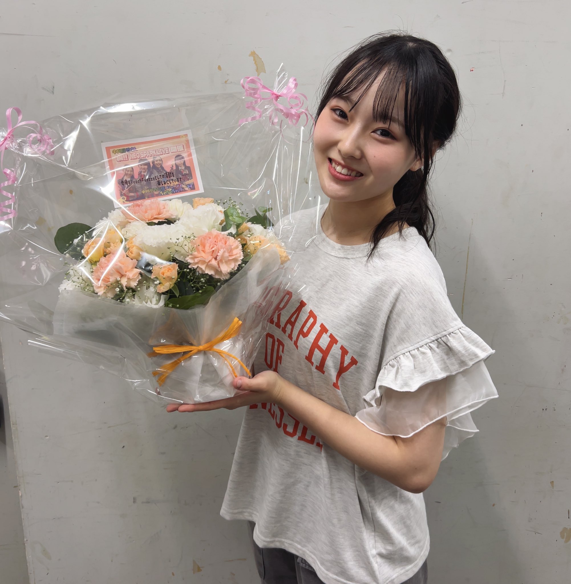 【本日限定】NMB48 中川朋香 直筆サイン入り写真　やっぱ大阪、すきやねん NMB48 LIVE 2025 FROM OSAKA TO THE WORLD ～やっぱ大阪、好きや
