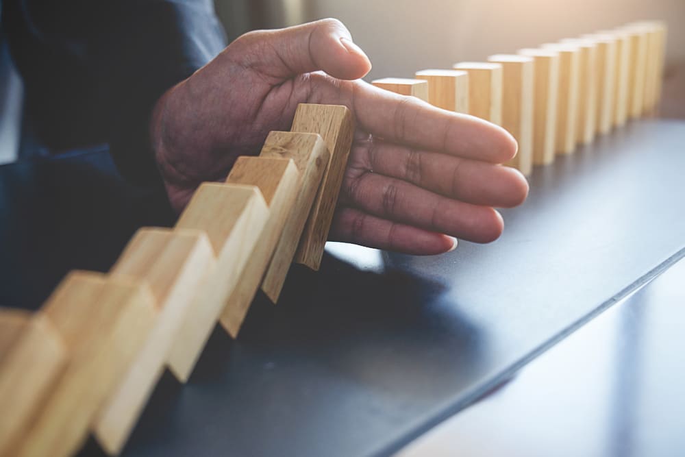 El mayor freno al cambio es la inercia de la realidad: tiempo, grupo, resistencia al cambio...

Romperla exige juego, creatividad y actitud lúdica que a su vez es la auténtica expresión de la actitud sincronautica ante la vida 

¿Lo intentas?