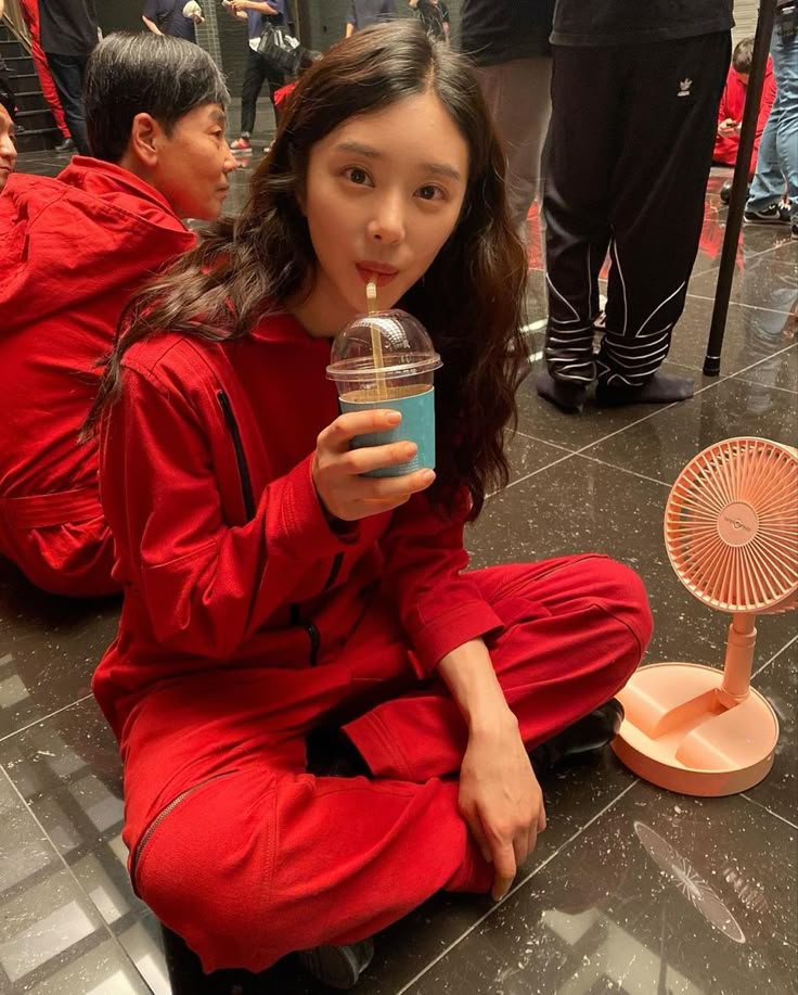 Denvercitoo's tweet photo. SHE IS SO BEAUTIFUL. I LOVE HER. 🥰🥰🥰😘😘🥰🥰😘🥰😘 https://t.co/OPTCe2r91P