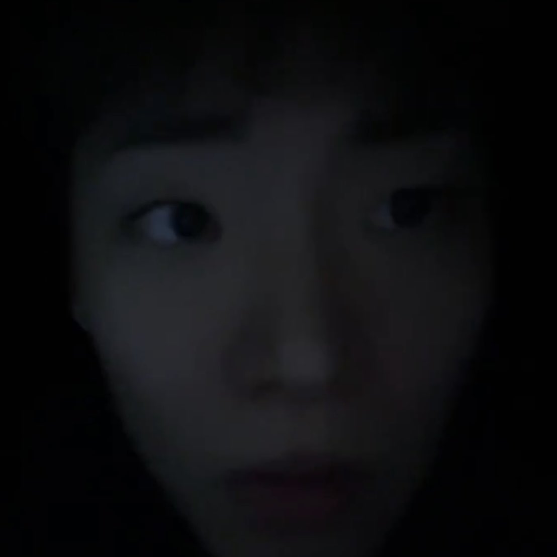 부리 tweet media