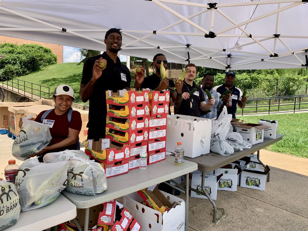 Volunteers are needed for a grocery distribution event at Hammond Middle School on August 21. Join us to staff the tables handing out fresh produce, bread, and other essentials for our Alexandria neighbors in need. Reserve your volunteer shift online at: alive-inc.org