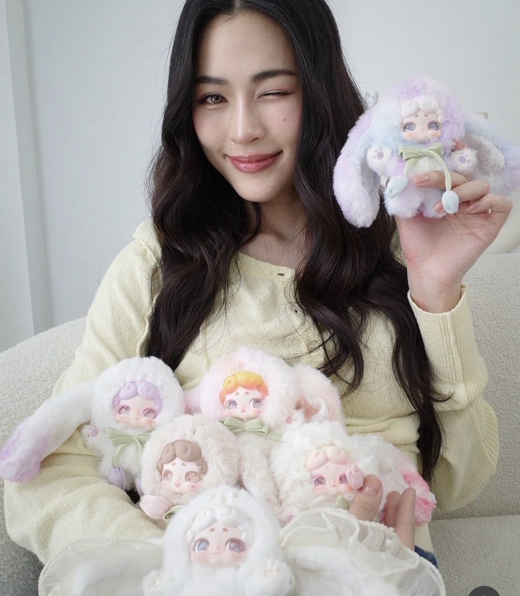 Meelywi's tweet photo. จุ่มตุ๊กตา แบบพี่หลิง น่ารักมากกก 🥰
ไปตำตามพี่หลิงกันค้าา ✨️
พิกัด : https://t.co/2s9BT0g91c ❤️

#OnlyYouTheSeries #lingorm #เพียงเธอEP4 #หลิงออม #ไอร่า #เพียงเธอ #OnlyYou
#ออมกรณ์นภัส #หลิงหลิงคอง #หลิงหลิง #Lingling #LinglingKwong https://t.co/1qOiasP58y