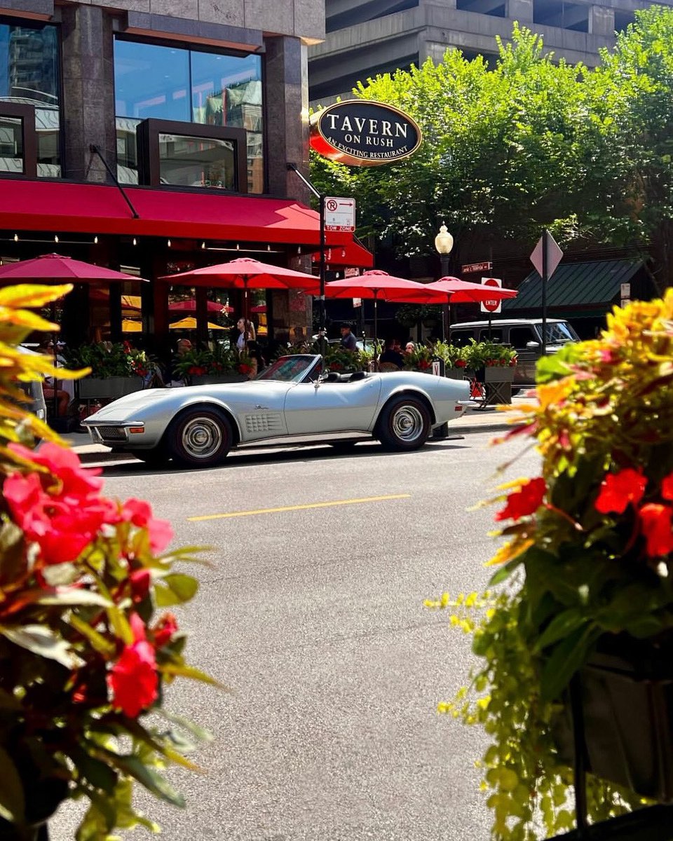 Summer scenes at Rush &amp; Bellevue: where the cars are classic, the cocktails are cold, and the patio is always calling 🌺✨